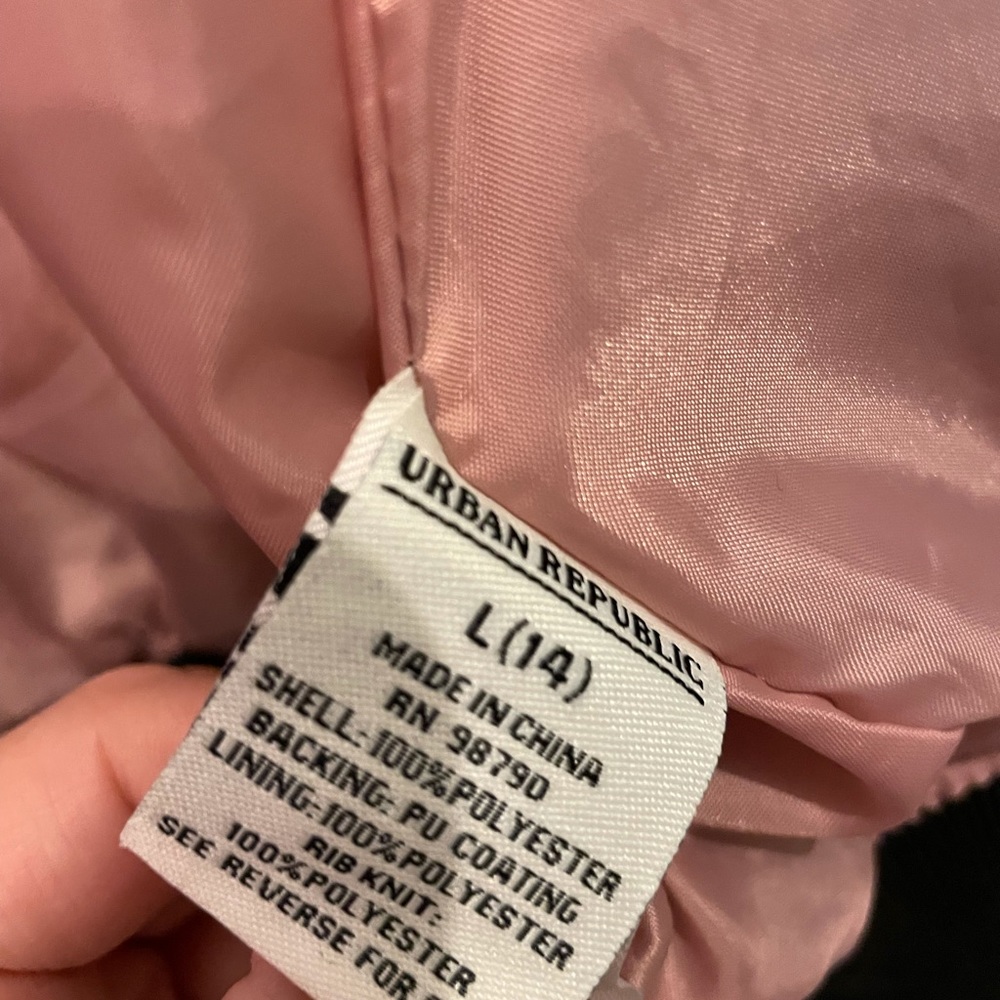 🌸 Urban Republic🌸Black and Rose Polyester Jacket Trendy Girls L 14 - Picture 4 of 7